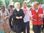 Жена премьер-министра Турции с благотворительным визитом в Пакистане