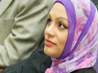 Мусульманка столкнулась с дискриминацией на борту самолета из-за банки газировки